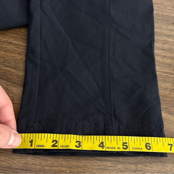 💕NWT Kirkland treval Pants 4 - Picture 11 of 11